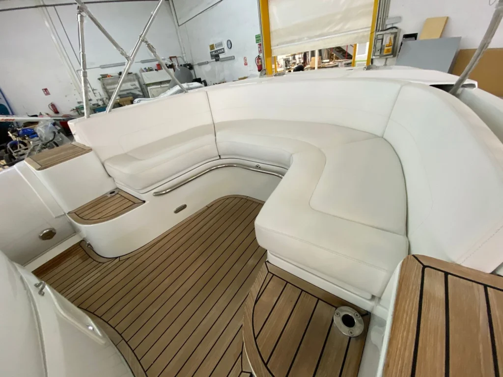 tapiceria-nautica-heavy-seas-13.webp